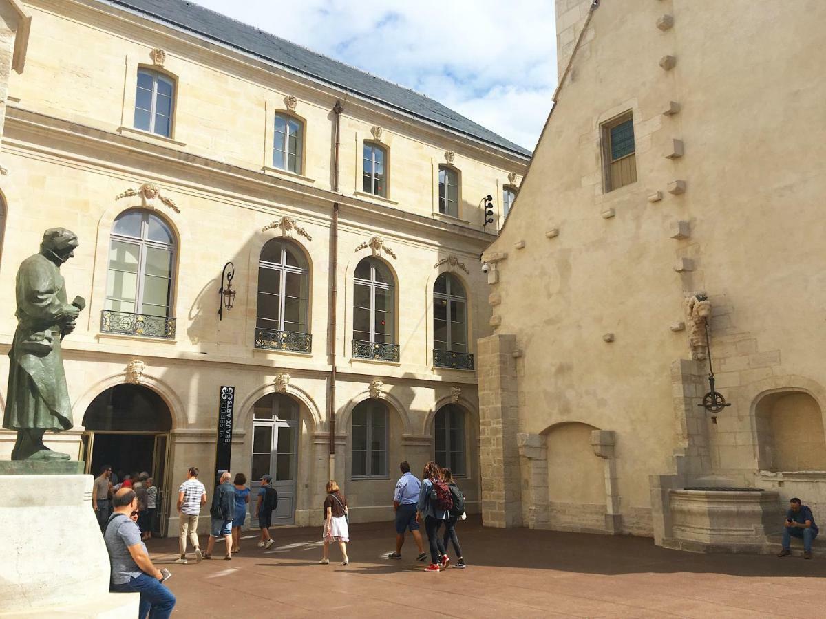 Appartement Centre Historique Dijon - Le Patio Extérieur photo